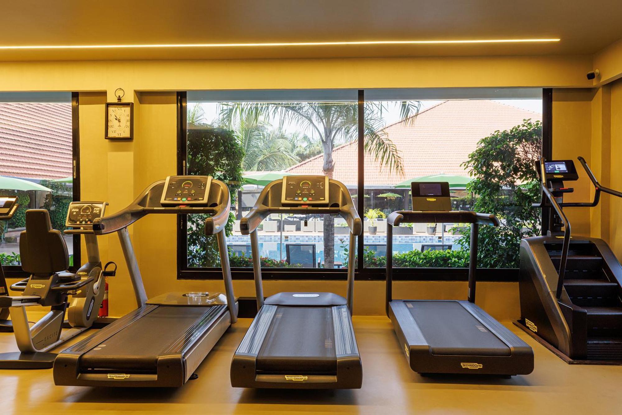 Riviera Royal Hotel Conakry Bagian luar foto