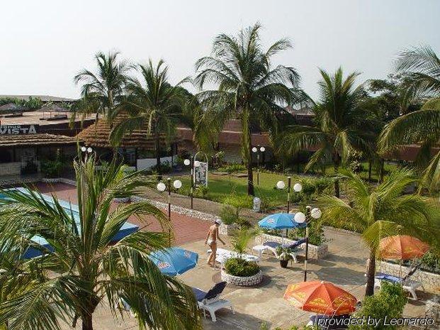 Riviera Royal Hotel Conakry Bagian luar foto